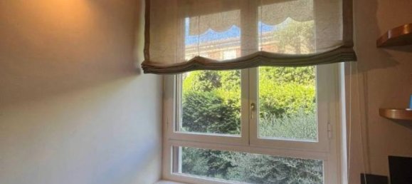 6 rooms Apartment in Genoa, Italy No. 17475 7