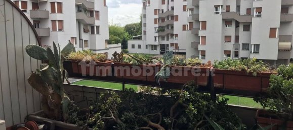 Квартира с 3 спальнями в Монца, Италия № 296757 30