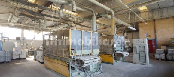 3غرفة مستودع في Fiesse, Italy رقم 226202 12