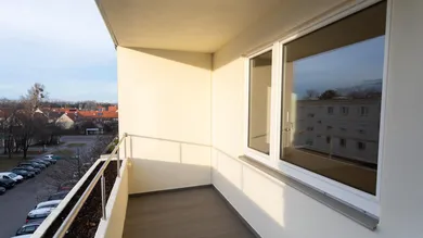 4-salle Appartement à Maria Enzersdorf, Austria No. 251614