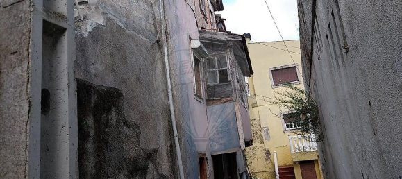 4 bedrooms House in Peso da Regua, Portugal No. 16483 5