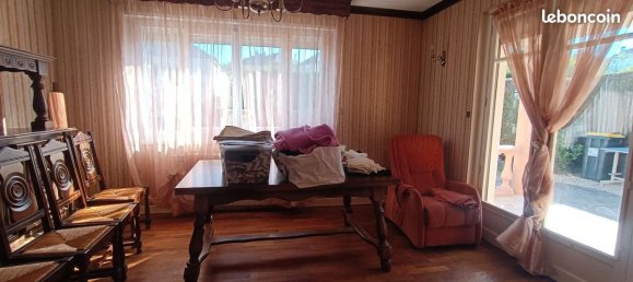 Casa de 3 dormitorios en Laval, France No. 319318 3