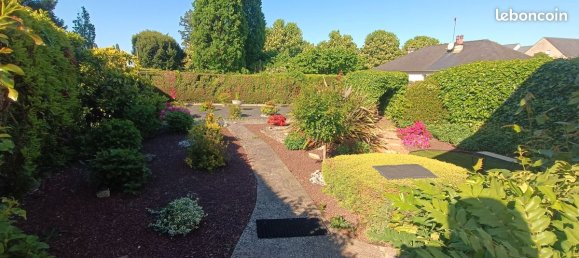 Casa de 3 dormitorios en Laval, France No. 319318 2