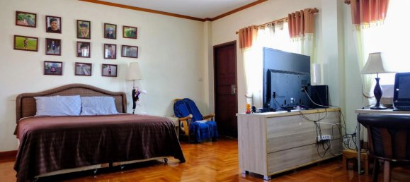 4 bedrooms House in Chiang Mai, Thailand No. 71497 4