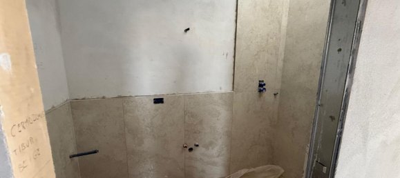 4 rooms Duplex in Florence, Italy No. 181980 34