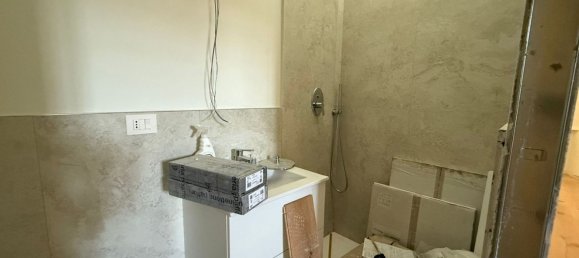 4 rooms Duplex in Florence, Italy No. 181980 47