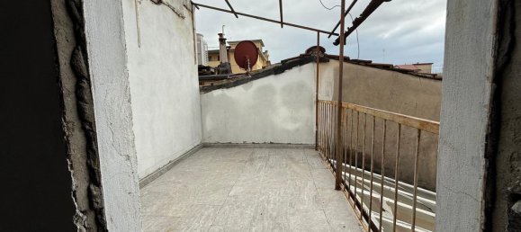 4 rooms Duplex in Florence, Italy No. 181980 32