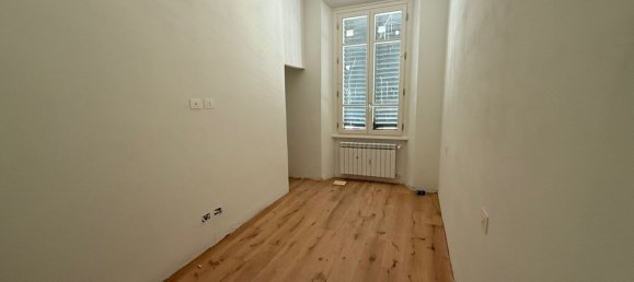 4 rooms Duplex in Florence, Italy No. 181980 44