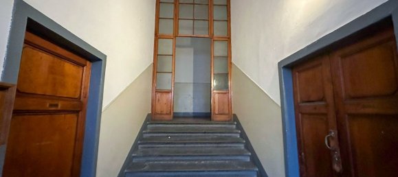 4 rooms Duplex in Florence, Italy No. 181980 26