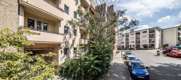 2 rooms Apartment in Charlottenburg, Germany No. 306848 4