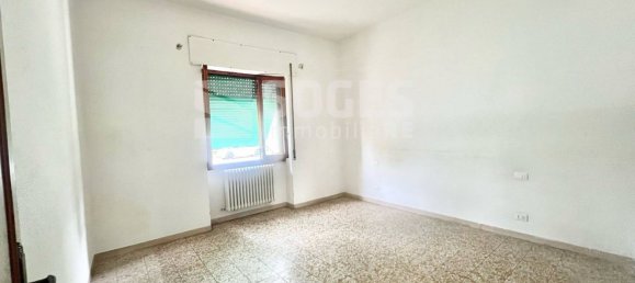 5 rooms Apartment in San Giovanni Valdarno, Italy No. 45315 16