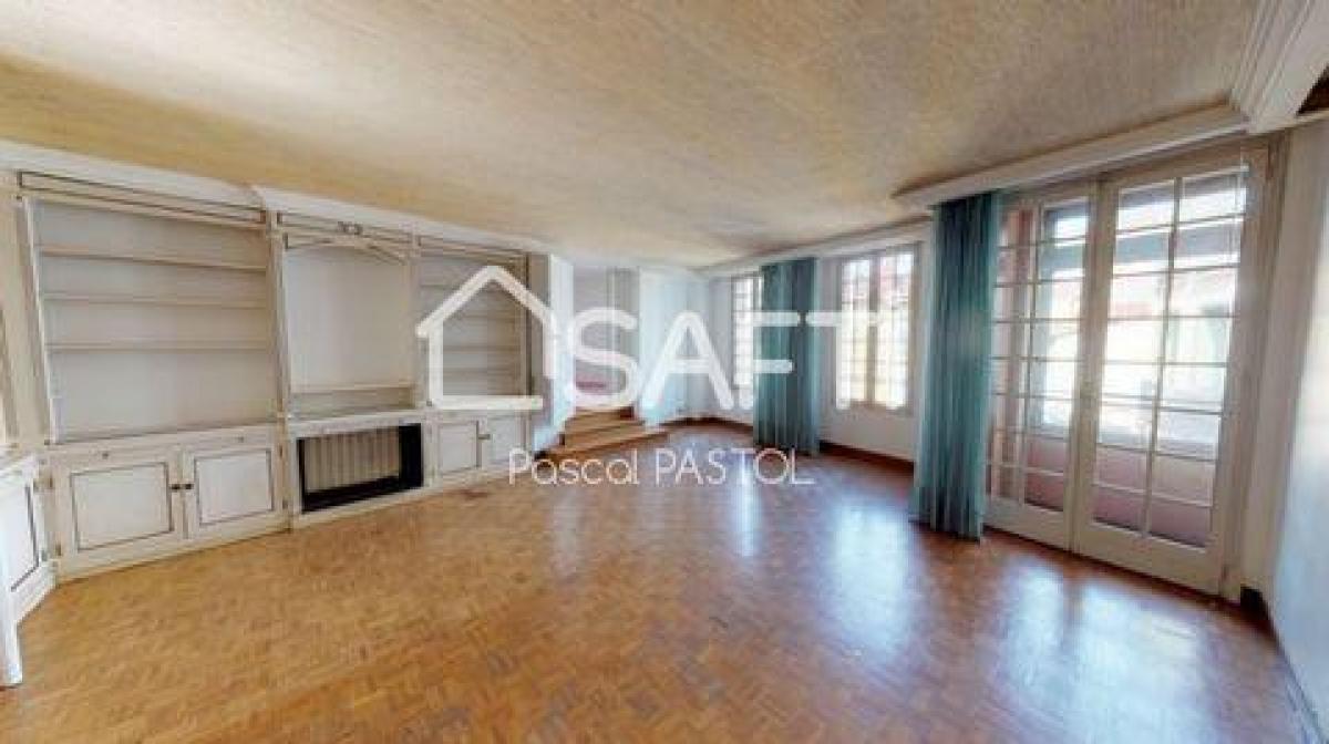 3 bedrooms Apartment in Perpignan, France No. 31739