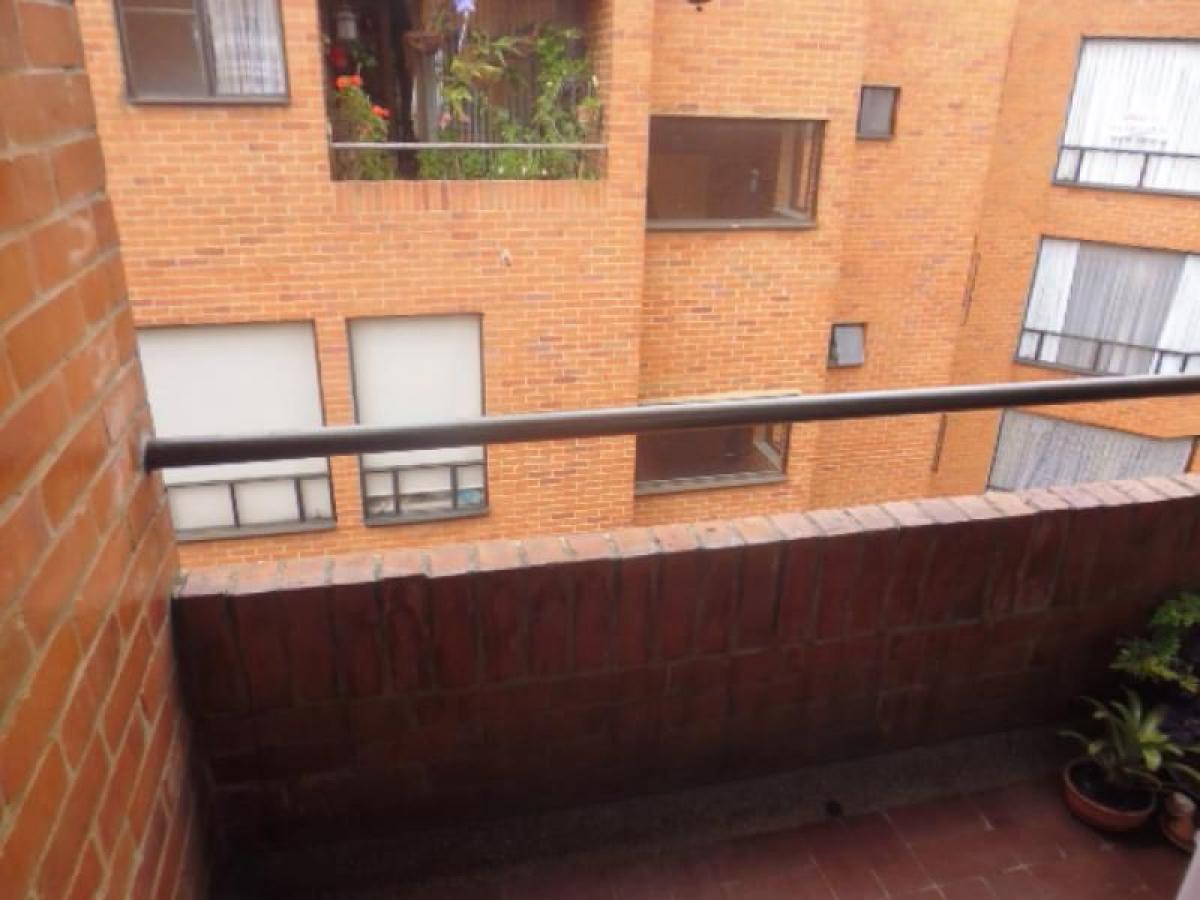 3 bedrooms House in Bogota, Colombia No. 11324