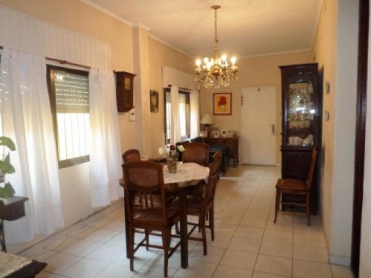 3 chambres Maison à Moron, Argentina No. 7131