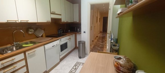 4 rooms Apartment in Rome, Italy No. 48592 4