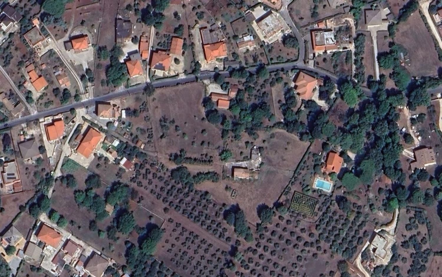 Terrain à Sezze, Italy 8500m² No. 263892