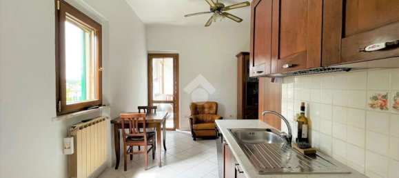 3 rooms Apartment in Empoli, Italy No. 308061 6