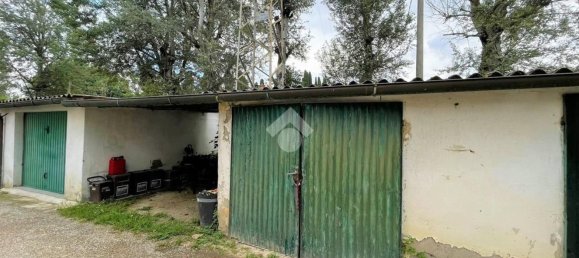 3 rooms Apartment in Empoli, Italy No. 308061 12