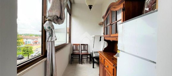 3 rooms Apartment in Empoli, Italy No. 308061 7