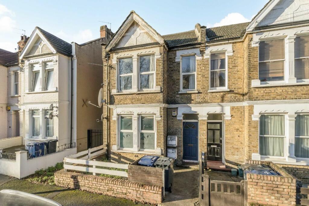 1 bedroom Apartment in Acton, United Kingdom No. 10055