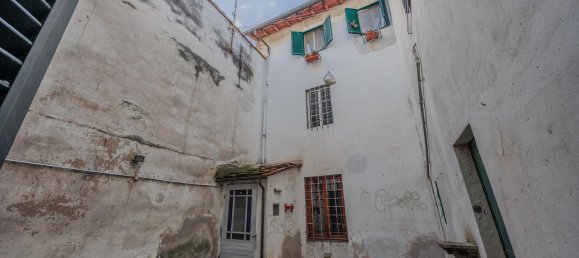 9-salle Maison à Scarperia e San Piero, Italy No. 91005 25