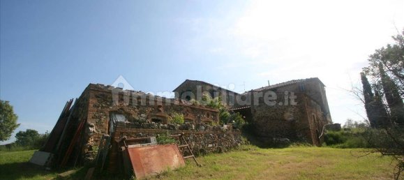 4 bedrooms House in Asciano, Italy No. 131764 30