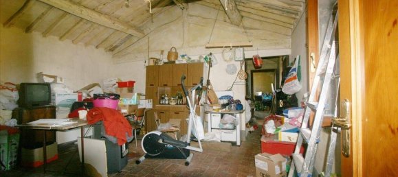 4 bedrooms House in Asciano, Italy No. 131764 19