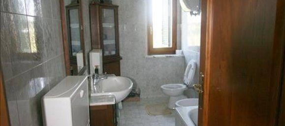 4 bedrooms House in Asciano, Italy No. 131764 16
