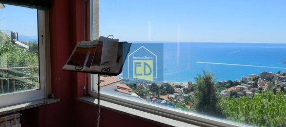 3 bedrooms Villa in Albissola Marina, Italy No. 320755 6