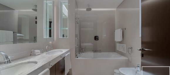 1 bedroom Apartment in Downtown Dubai (Downtown Burj Dubai), UAE No. 112384 4