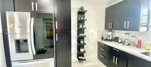 3 غرف نوم فيلا في Miami, USA رقم 614748 21