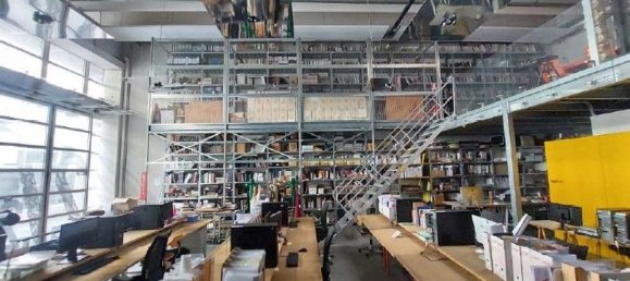 Склад 228м² в Венеция, Италия № 312430 5