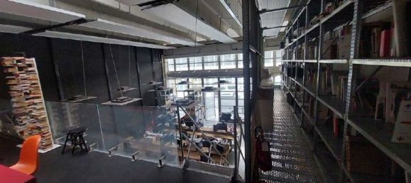 Склад 228м² в Венеция, Италия № 312430 7