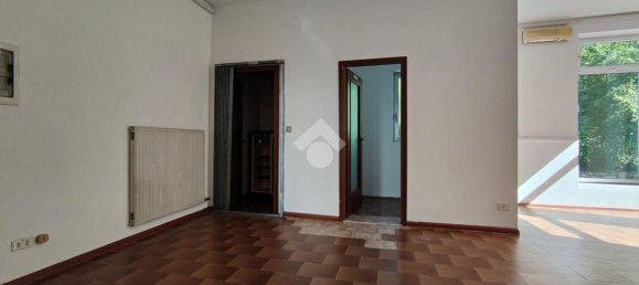 Gewerbliche Immobilie in Trento, Italy 210m², Nr. 288630 14