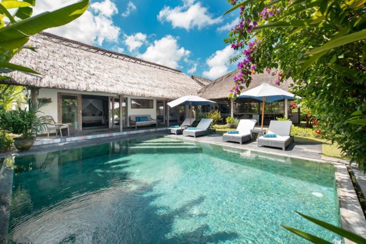 3 bedrooms Villa in Seminyak, Indonesia No. 3293