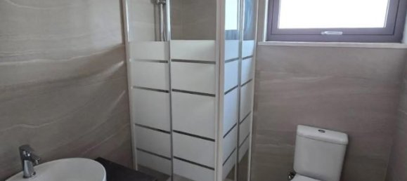 2 chambres Appartement à Larnaca, Cyprus No. 26124 5