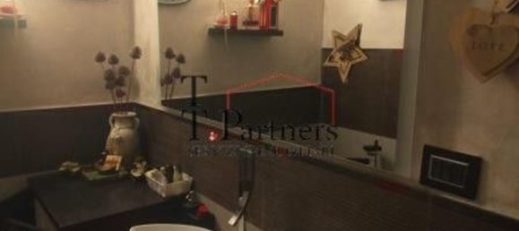 4 rooms Duplex in Florence, Italy No. 192246 10