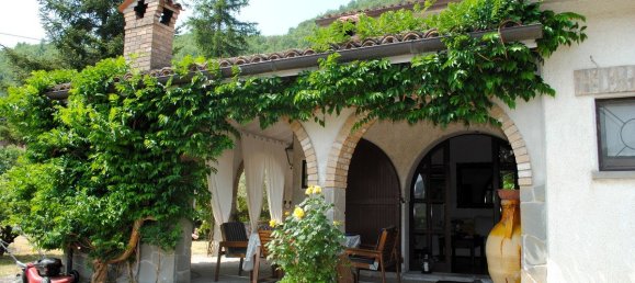 3 chambres Villa à Mercatello sul Metauro, Italy No. 320516 6