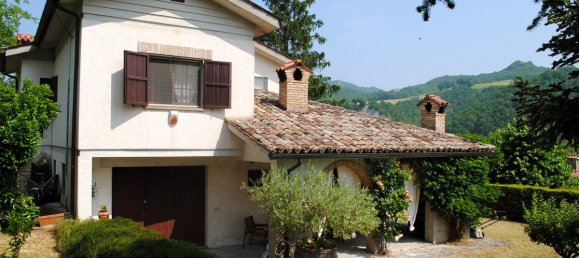 3 chambres Villa à Mercatello sul Metauro, Italy No. 320516 2