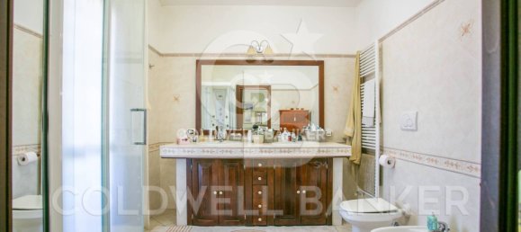 4 bedrooms Villa in Bracciano, Italy No. 11231 14