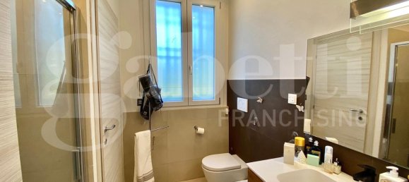 3غرفة شقة في Castelfranco Emilia, Italy رقم 77395 6