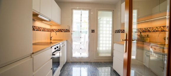 2 Schlafzimmer Wohnung in Estepona, Spain, Nr. 111223 10