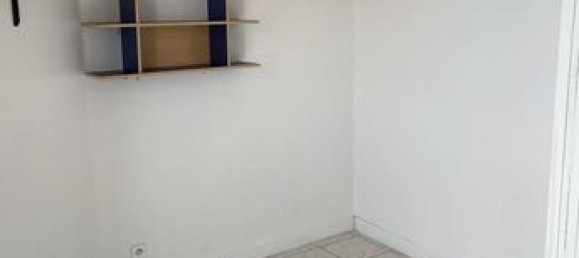 1 bedroom Apartment in Paris, France No. 312039 4