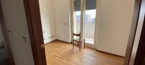 3 rooms Apartment in Abbiategrasso, Italy No. 2534 6