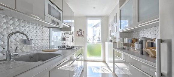 2 bedrooms Apartment in Eaubonne, France No. 356118 2