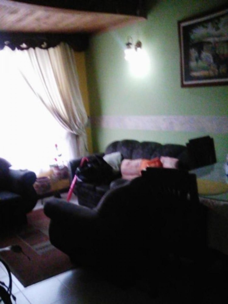 Casa de 3 dormitorios en Bogotá, Colombia No. 10858