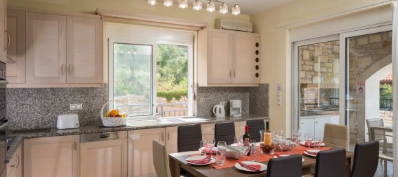5 Schlafzimmer Villa in Chania, Greece, Nr. 147 4