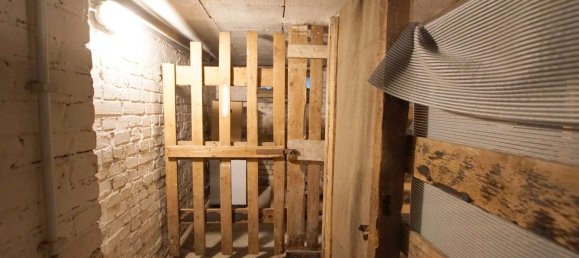 611m² Building in Dusseldorf, Germany No. 324009 13