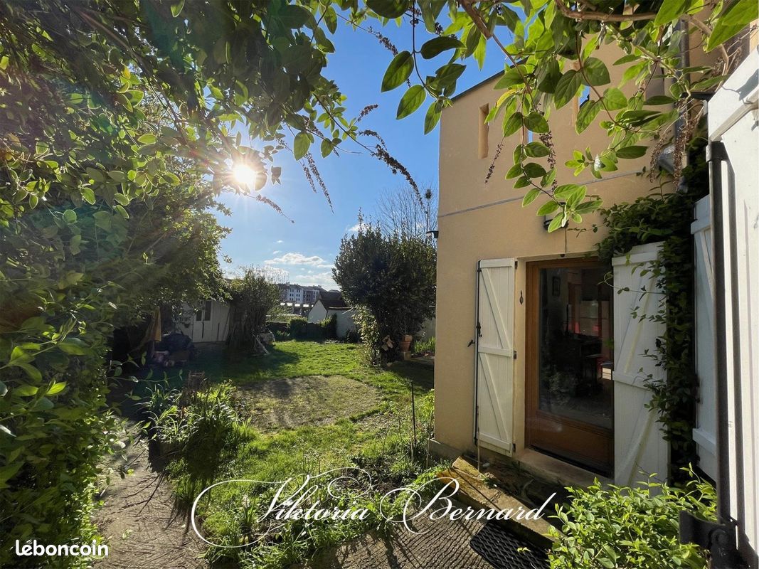 4 Schlafzimmer Haus in Creil, France, Nr. 67898