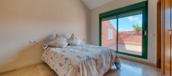 3 bedrooms Penthouse in Fuengirola, Spain No. 146114 19